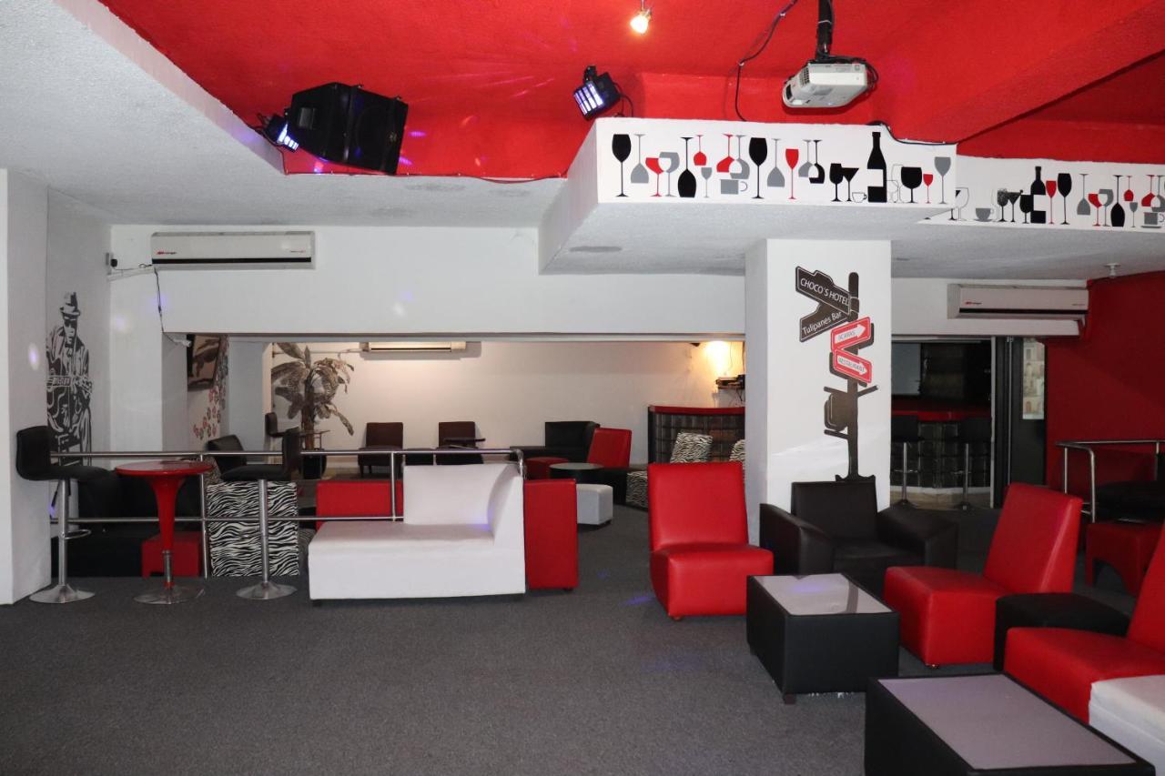 Choco'S Hotel Вильяэрмоса Экстерьер фото