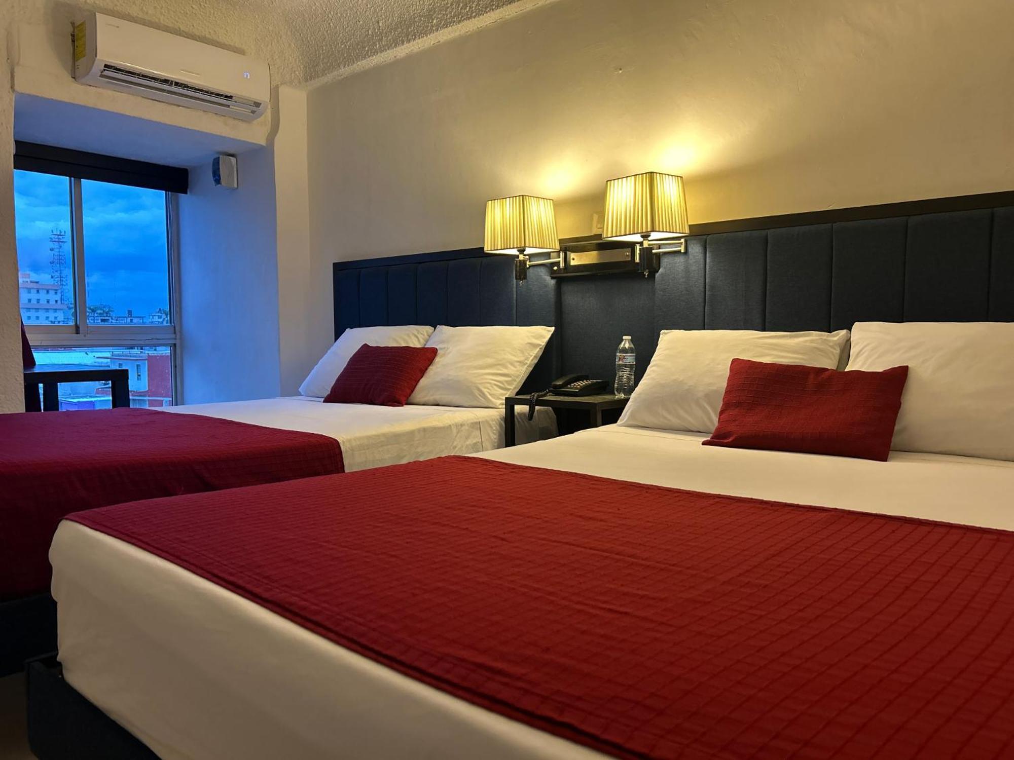 Choco'S Hotel Вильяэрмоса Экстерьер фото